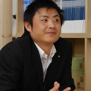 高柳 博成