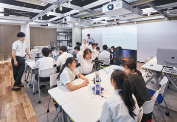 【DX日本一を目指して】次世代型学習施設「FUTURE LAB」