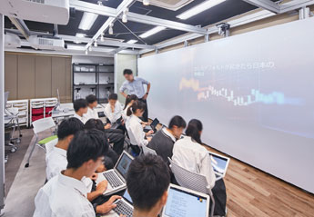 【DX日本一を目指して】次世代型学習施設「FUTURE LAB」